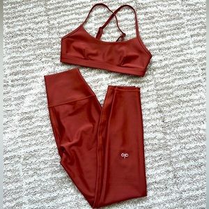 ALO Yoga Leggings & Bra